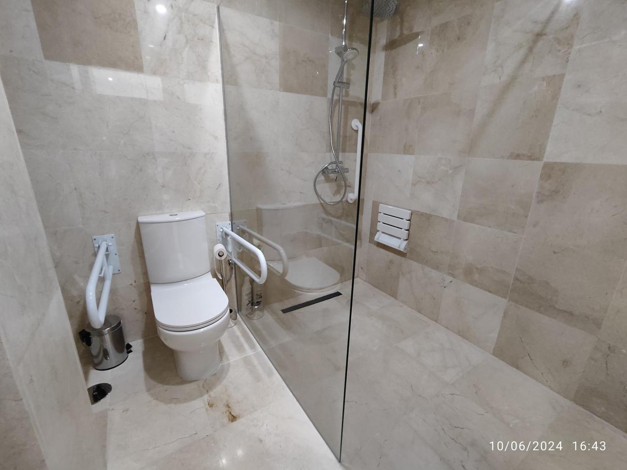 Apartamentos Luxury Playa Victoria 加的斯 外观 照片